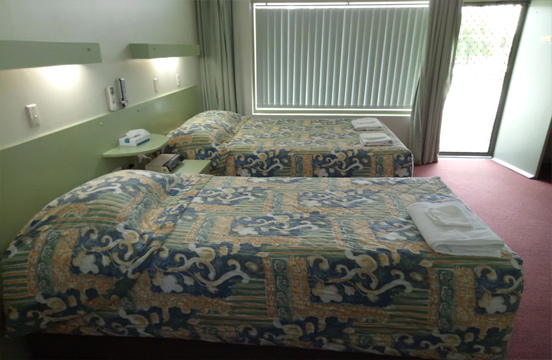 deluxe-twin-room